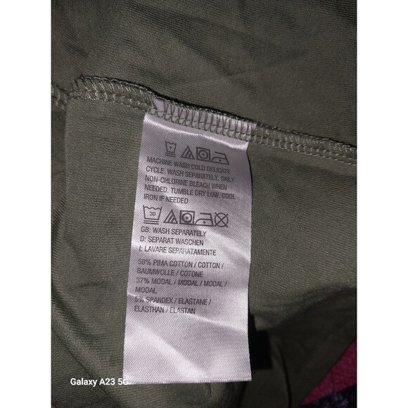 Belle By Kim Gravel Women’s Medium Tank Top Lot Of 2 Green Red - Picture 10 of 11